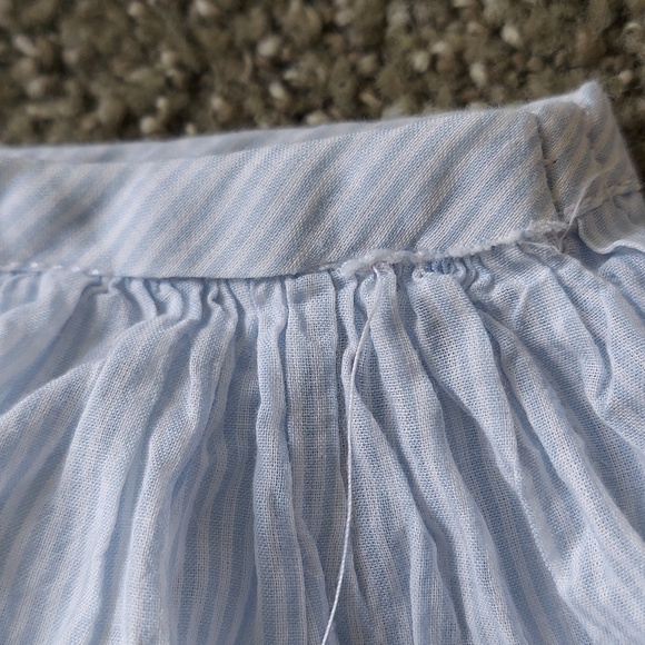 H&M Asymmetrically Embroidered Poet Blouse - Picture 10 of 13